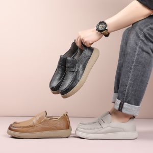 2026 New Men's Top Layer Cowhide Loafers Slip-On Casual Genuine Leather Shoes Breathable Non-Slip Trendy Shoes