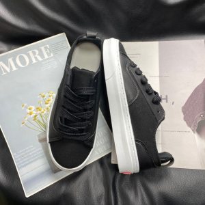 Low-Top Skate Sneakers - Breathable Canvas Lace-Up Round Toe Flat Sole Skate Shoes with Cushioning Suitable for Campus, Streetwear, Skateboarding - - Casual Athletic Footwear